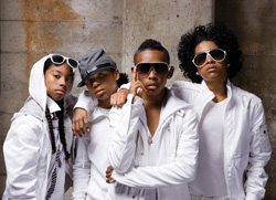 MINDLESS BEHAVIOR