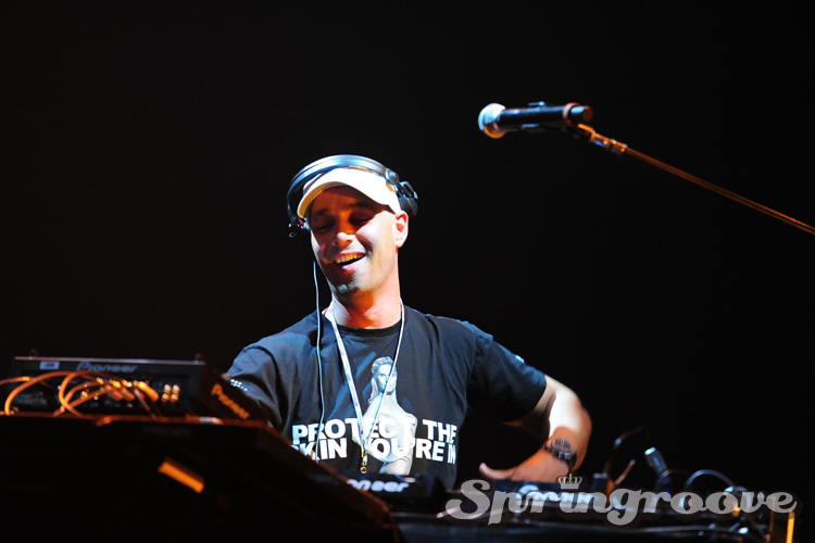 BOBBY BURNS