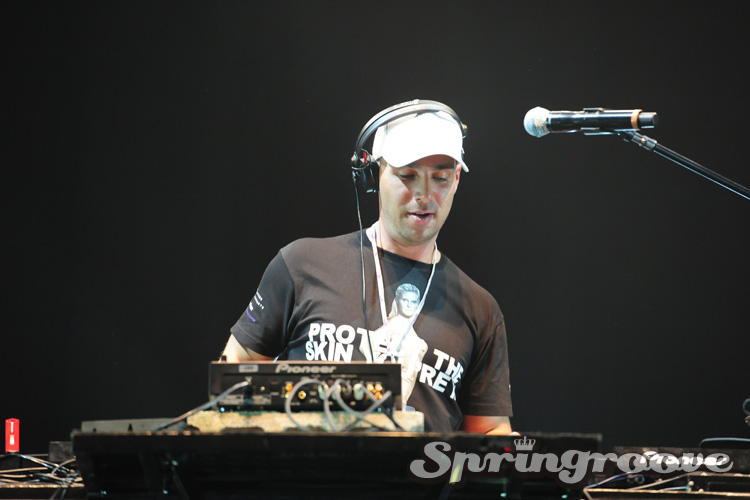BOBBY BURNS